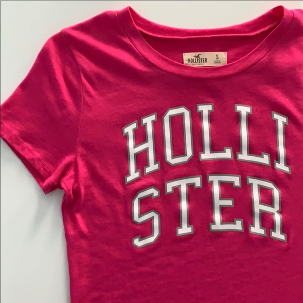 NWOT pink hollister tee